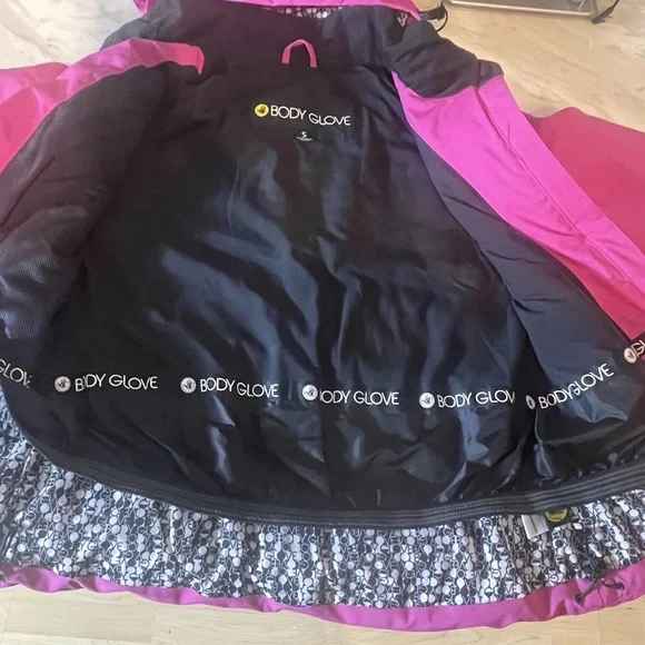 Body Glove Pink Hooded Insulated Jacket Women’s Small Zip Pockets - Picture 9 of 14